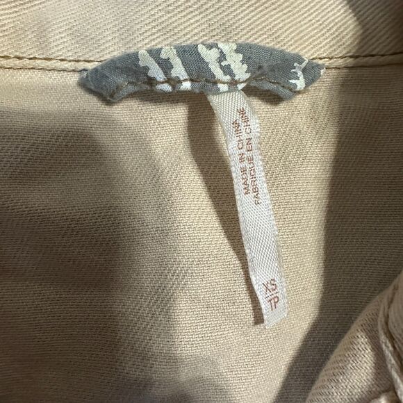 Free People XS Denim Jean Jacket Beige Tan Cropped Boho Trucker - Picture 3 of 4